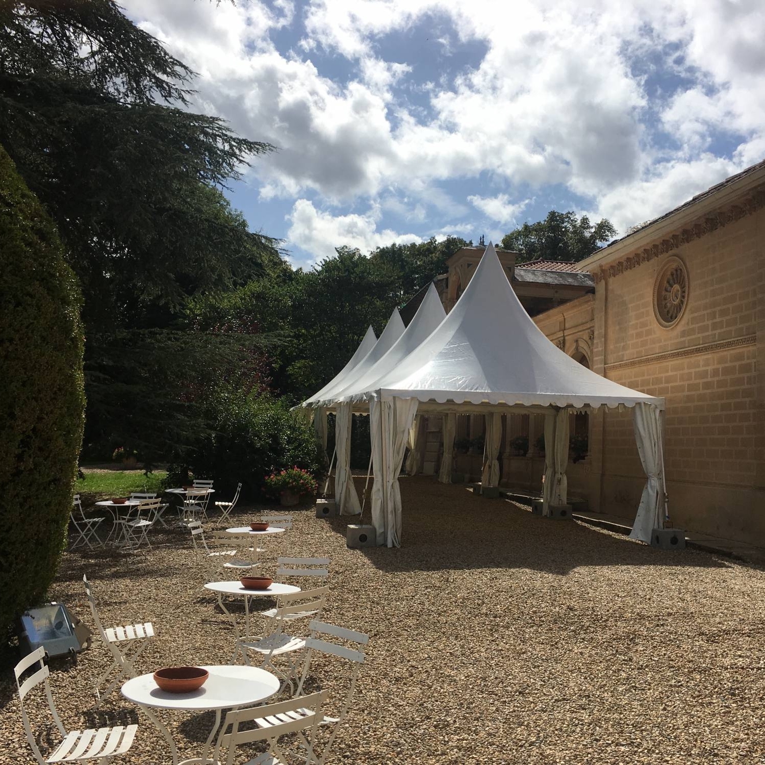 Tente garden cottage pour mariage à Lyon