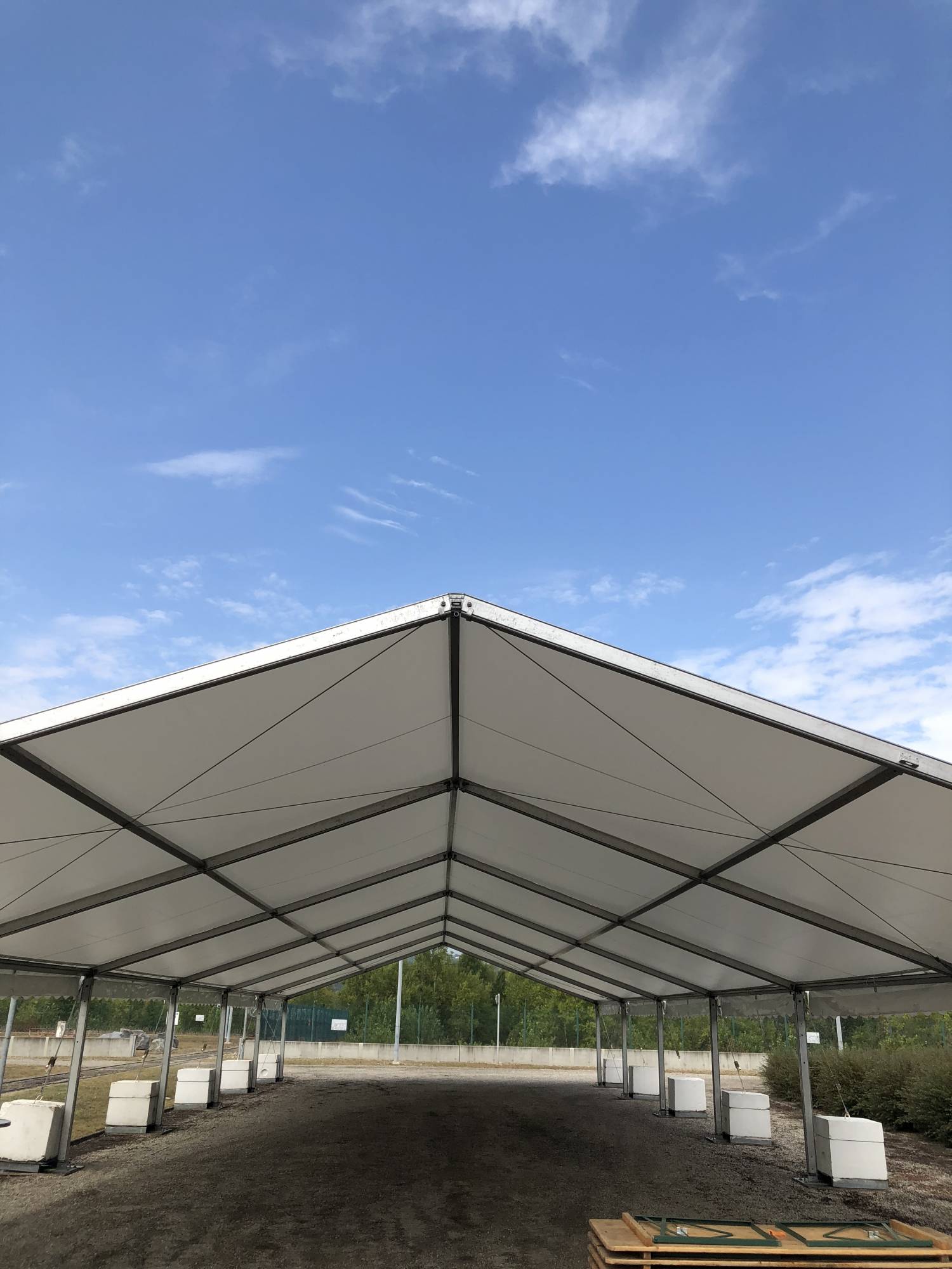 Tente pour 150 personnes location Lyon